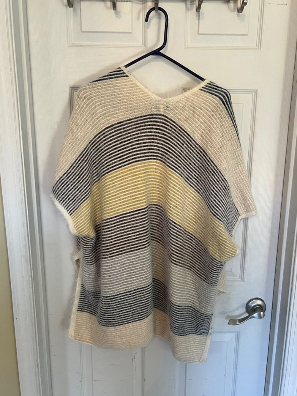 Coco + Carmen Knit Kimono Poncho Sweater Cardigan Soft Cream Boho Neutral OS - Picture 6 of 6